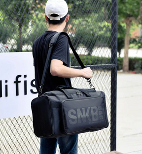 Bolsa de Viagem Esportiva Impermeável SNKR Muito Espaçosa